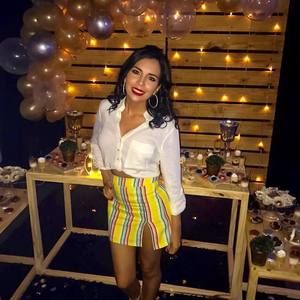 Meet your Posher, Pamela